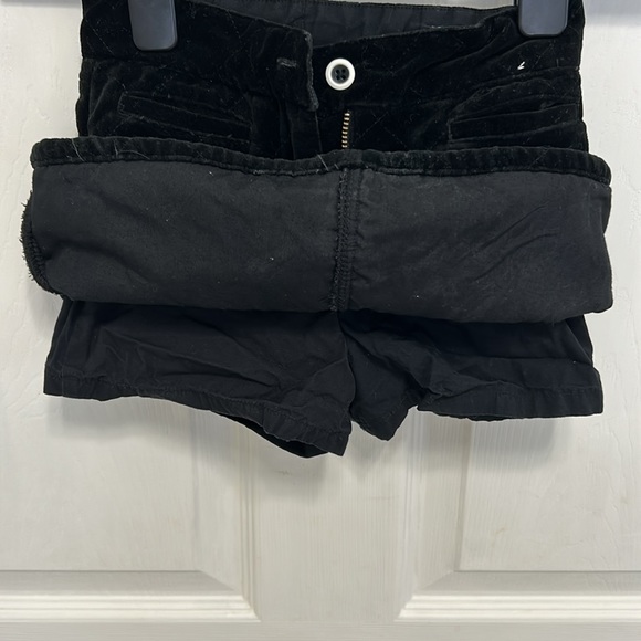 Gymboree Tres Chic line black quilted velveteen skirt/skort size 4 - Picture 6 of 6